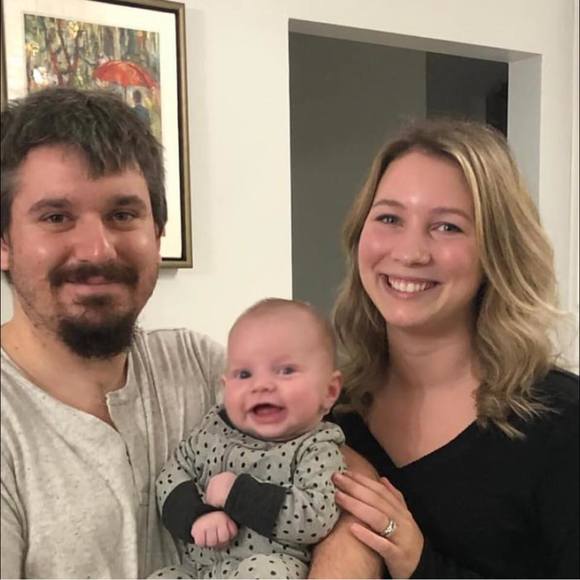 Meet your Posher, Sarah - Picture 1 of 1